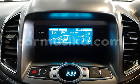 Buy Used Chevrolet Captiva White Car in Beitbridge in Matabeleland South Buy Used Chevrolet Captiva White Car in Beitbridge in Matabeleland South