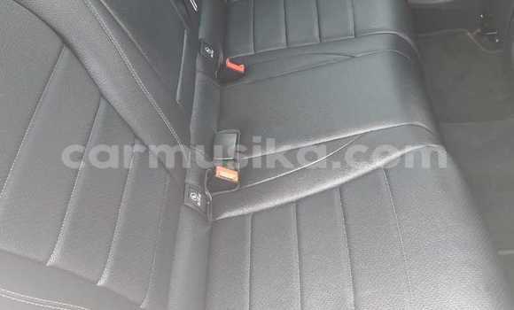 Acheter Occasion Voiture Mercedes‒Benz 250 Blanc à Beitbridge, Matabeleland South Acheter Occasion Voiture Mercedes‒Benz 250 Blanc à Beitbridge, Matabeleland South