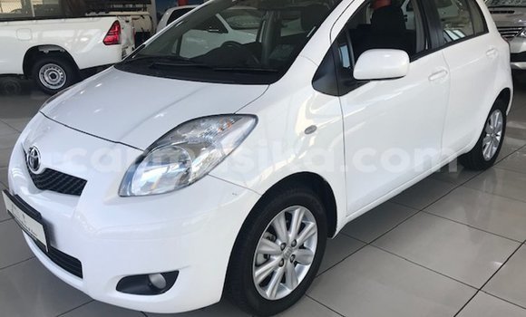 Nunua Ilio tumika Toyota Yaris Nyeupe Gari ndani ya Beitbridge nchini Matabeleland Kusini Nunua Ilio tumika Toyota Yaris Nyeupe Gari ndani ya Beitbridge nchini Matabeleland Kusini
