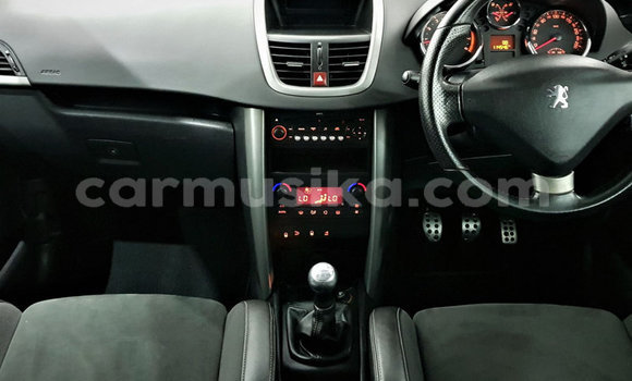 Acheter Occasion Voiture Peugeot 205 GTi Gris à Beitbridge, Matabeleland South Acheter Occasion Voiture Peugeot 205 GTi Gris à Beitbridge, Matabeleland South