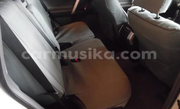 Buy Used Toyota Prado White Car in Beitbridge in Matabeleland South Buy Used Toyota Prado White Car in Beitbridge in Matabeleland South