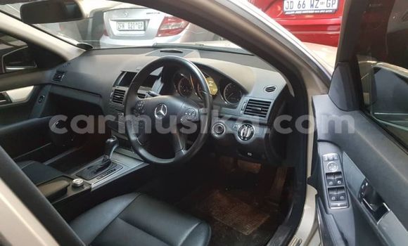 Acheter Occasion Voiture Mercedes‒Benz C–Class Gris à Beitbridge, Matabeleland South Acheter Occasion Voiture Mercedes‒Benz C–Class Gris à Beitbridge, Matabeleland South