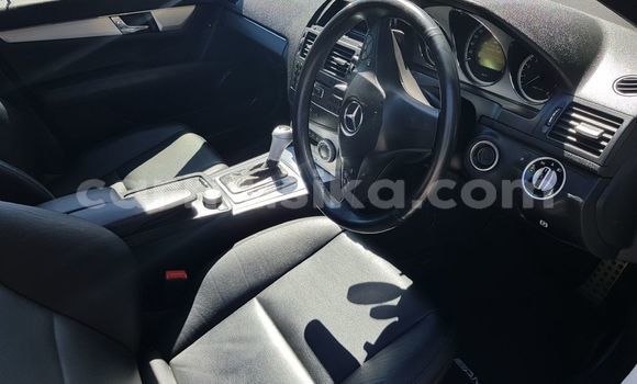Buy Used Mercedes‒Benz C–Class White Car in Beitbridge in Matabeleland South Buy Used Mercedes‒Benz C–Class White Car in Beitbridge in Matabeleland South