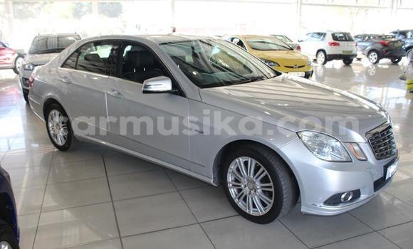 Buy Used Mercedes‒Benz E-klasse Silver Car in Beitbridge in Matabeleland South Buy Used Mercedes‒Benz E-klasse Silver Car in Beitbridge in Matabeleland South