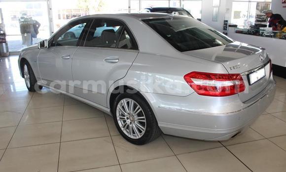 Buy Used Mercedes‒Benz E-klasse Silver Car in Beitbridge in Matabeleland South Buy Used Mercedes‒Benz E-klasse Silver Car in Beitbridge in Matabeleland South