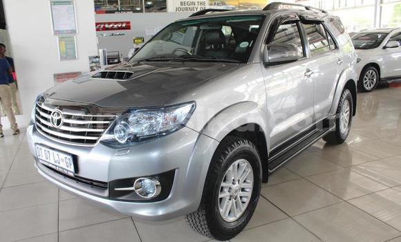 Buy Used Toyota Fortuner Silver Car in Beitbridge in Matabeleland South Buy Used Toyota Fortuner Silver Car in Beitbridge in Matabeleland South