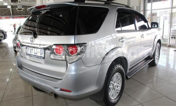 Buy Used Toyota Fortuner Silver Car in Beitbridge in Matabeleland South Buy Used Toyota Fortuner Silver Car in Beitbridge in Matabeleland South