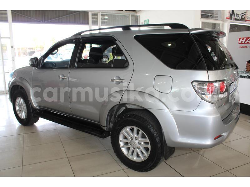 Big with watermark toyota fortuner matabeleland south beitbridge 10526