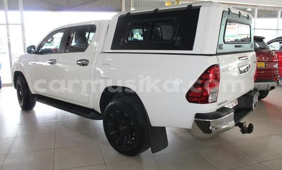 Buy Used Toyota Hilux Other Car in Beitbridge in Matabeleland South Buy Used Toyota Hilux Other Car in Beitbridge in Matabeleland South