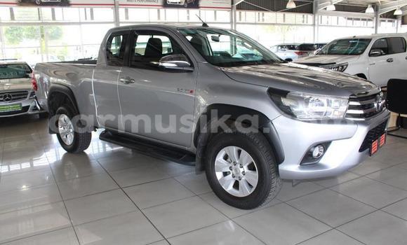 Buy Used Toyota Hilux Silver Car in Beitbridge in Matabeleland South Buy Used Toyota Hilux Silver Car in Beitbridge in Matabeleland South