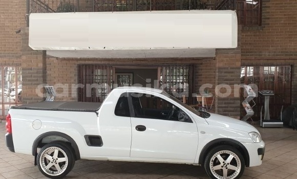 Tenga Tsaru Opel Corsa Chena Mota in Beitbridge in Matabeleland South Tenga Tsaru Opel Corsa Chena Mota in Beitbridge in Matabeleland South