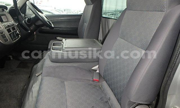 Tenga Imported Nissan Caravan Sirivha Mota in Borrowdale in Harare Tenga Imported Nissan Caravan Sirivha Mota in Borrowdale in Harare