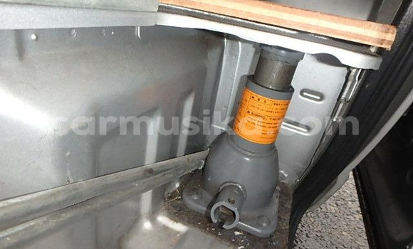 Tenga Imported Nissan Caravan Sirivha Mota in Borrowdale in Harare Tenga Imported Nissan Caravan Sirivha Mota in Borrowdale in Harare