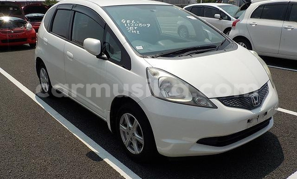 Tenga Imported Honda Fit Chena Mota in Borrowdale in Harare Tenga Imported Honda Fit Chena Mota in Borrowdale in Harare