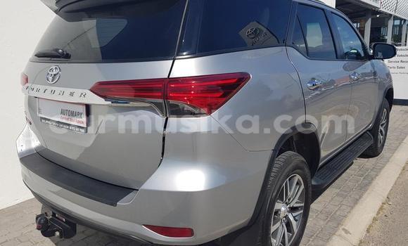 Acheter Occasion Voiture Toyota Fortuner Autre à Beitbridge, Matabeleland South Acheter Occasion Voiture Toyota Fortuner Autre à Beitbridge, Matabeleland South