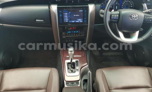 Acheter Occasion Voiture Toyota Fortuner Autre à Beitbridge, Matabeleland South Acheter Occasion Voiture Toyota Fortuner Autre à Beitbridge, Matabeleland South