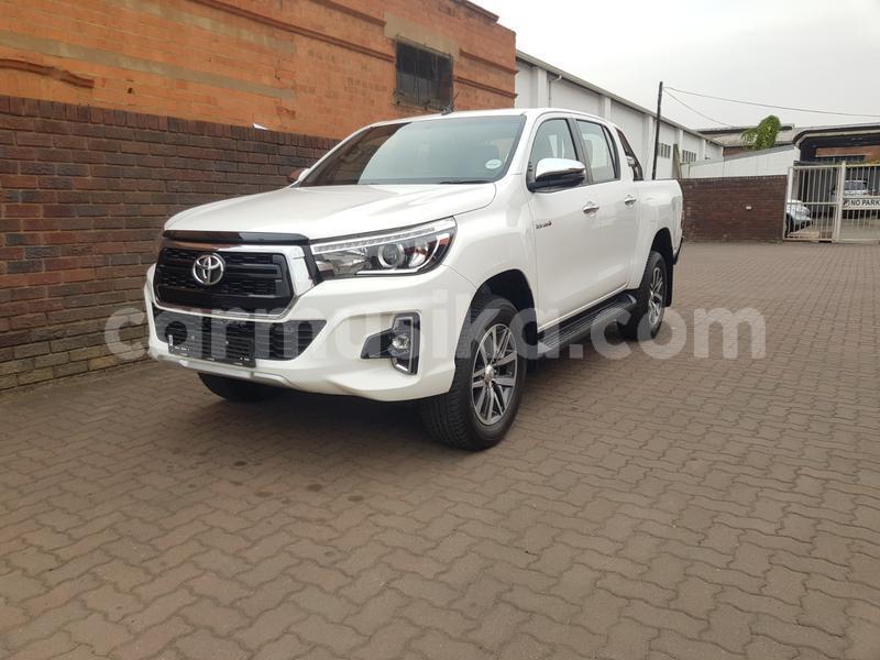 Big with watermark toyota hilux matabeleland south beitbridge 10562