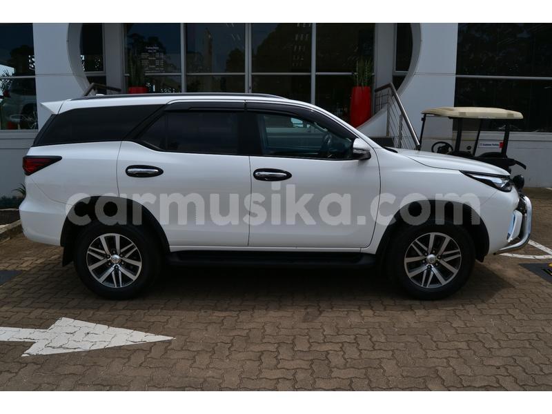 Big with watermark toyota fortuner matabeleland south beitbridge 10564