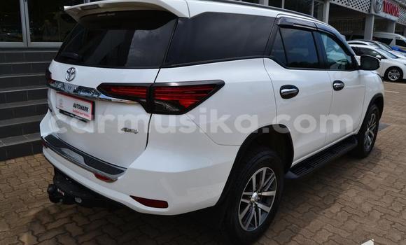 Tenga Tsaru Toyota Fortuner Chena Mota in Beitbridge in Matabeleland South Tenga Tsaru Toyota Fortuner Chena Mota in Beitbridge in Matabeleland South