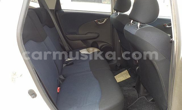 Tenga Imported Honda Fit Chena Mota in Borrowdale in Harare Tenga Imported Honda Fit Chena Mota in Borrowdale in Harare