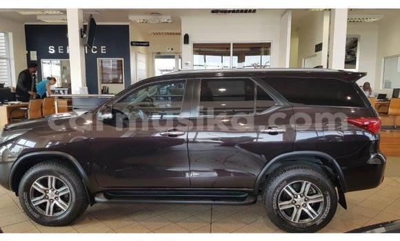 Tenga Tsaru Toyota Fortuner Zvimwe Mota in Beitbridge in Matabeleland South Tenga Tsaru Toyota Fortuner Zvimwe Mota in Beitbridge in Matabeleland South