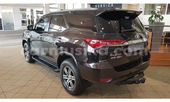 Tenga Tsaru Toyota Fortuner Zvimwe Mota in Beitbridge in Matabeleland South Tenga Tsaru Toyota Fortuner Zvimwe Mota in Beitbridge in Matabeleland South