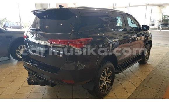 Tenga Tsaru Toyota Fortuner Zvimwe Mota in Beitbridge in Matabeleland South Tenga Tsaru Toyota Fortuner Zvimwe Mota in Beitbridge in Matabeleland South