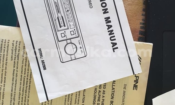 Tenga Tsaru Mazda 323 Zvimwe Mota in Beitbridge in Matabeleland South Tenga Tsaru Mazda 323 Zvimwe Mota in Beitbridge in Matabeleland South