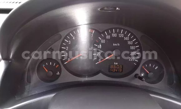 Buy Used Opel Corsa Silver Car in Beitbridge in Matabeleland South Buy Used Opel Corsa Silver Car in Beitbridge in Matabeleland South