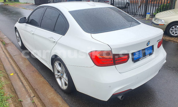 Tenga Tsaru BMW 3–Series Chena Mota in Beitbridge in Matabeleland South Tenga Tsaru BMW 3–Series Chena Mota in Beitbridge in Matabeleland South