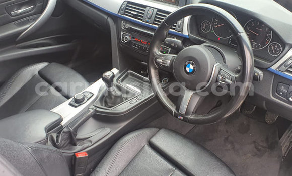 Tenga Tsaru BMW 3–Series Chena Mota in Beitbridge in Matabeleland South Tenga Tsaru BMW 3–Series Chena Mota in Beitbridge in Matabeleland South