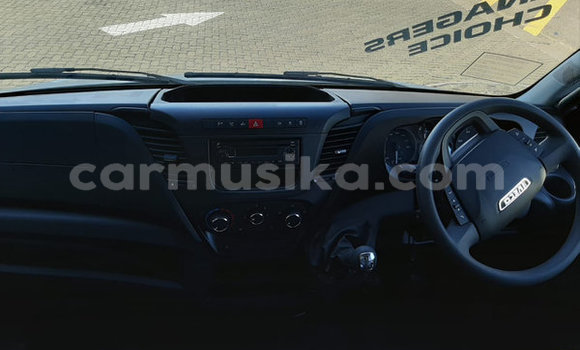 Acheter Occasion Voiture IVECO Massif Blanc à Beitbridge, Matabeleland South Acheter Occasion Voiture IVECO Massif Blanc à Beitbridge, Matabeleland South