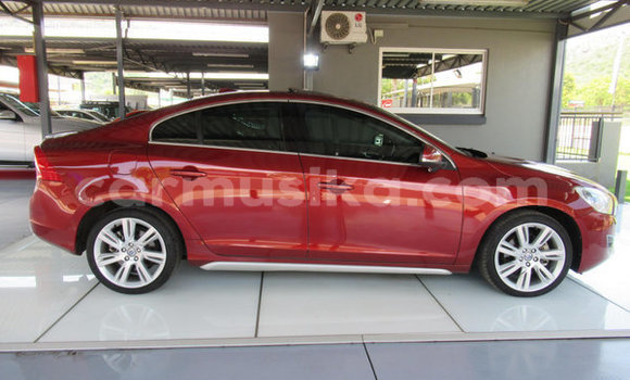 Nunua Ilio tumika Volvo S60 Nyingine Gari ndani ya Beitbridge nchini Matabeleland Kusini