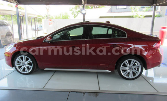 Acheter Occasion Voiture Volvo S60 Autre à Beitbridge, Matabeleland South Acheter Occasion Voiture Volvo S60 Autre à Beitbridge, Matabeleland South