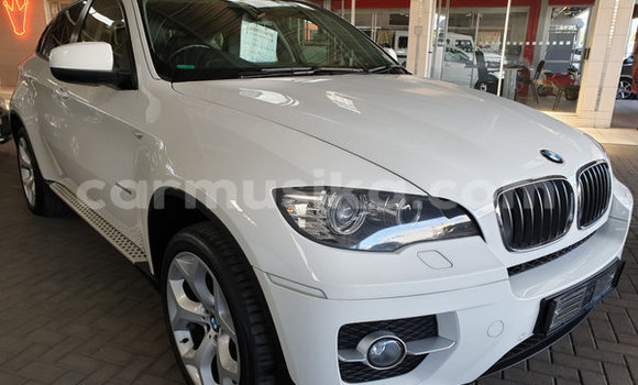 Acheter Occasion Voiture BMW X6 Blanc à Beitbridge, Matabeleland South Acheter Occasion Voiture BMW X6 Blanc à Beitbridge, Matabeleland South