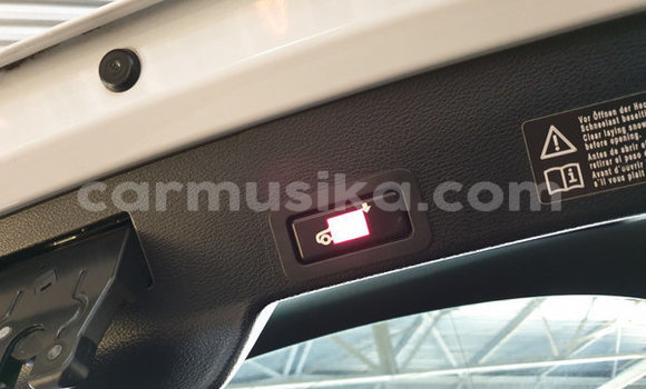 Acheter Occasion Voiture BMW X6 Blanc à Beitbridge, Matabeleland South Acheter Occasion Voiture BMW X6 Blanc à Beitbridge, Matabeleland South