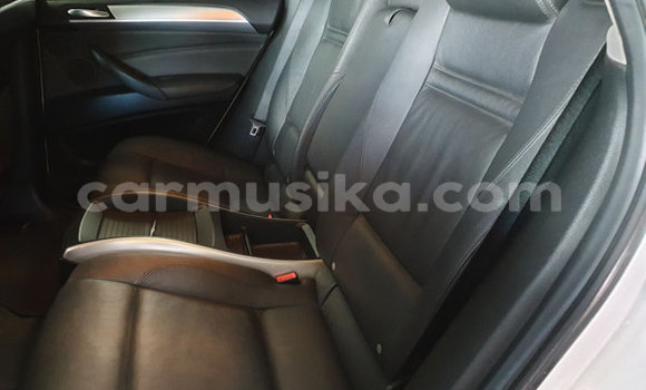 Acheter Occasion Voiture BMW X6 Blanc à Beitbridge, Matabeleland South Acheter Occasion Voiture BMW X6 Blanc à Beitbridge, Matabeleland South