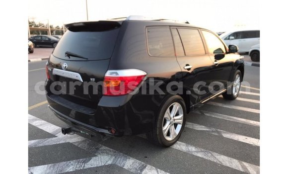 Tenga Imported Toyota Highlander Nhema Mota in Import - Dubai in Harare Tenga Imported Toyota Highlander Nhema Mota in Import - Dubai in Harare