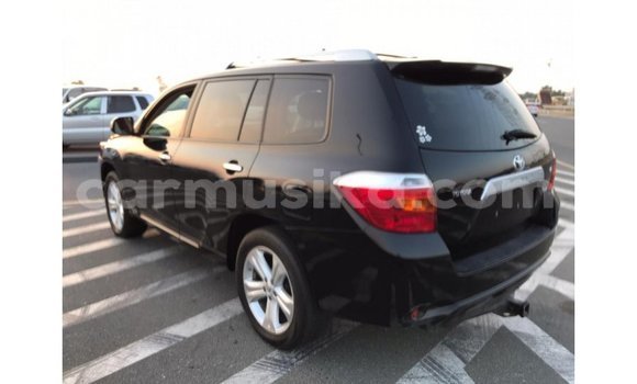 Tenga Imported Toyota Highlander Nhema Mota in Import - Dubai in Harare Tenga Imported Toyota Highlander Nhema Mota in Import - Dubai in Harare