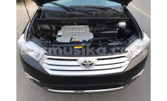 Tenga Imported Toyota Highlander Nhema Mota in Import - Dubai in Harare Tenga Imported Toyota Highlander Nhema Mota in Import - Dubai in Harare