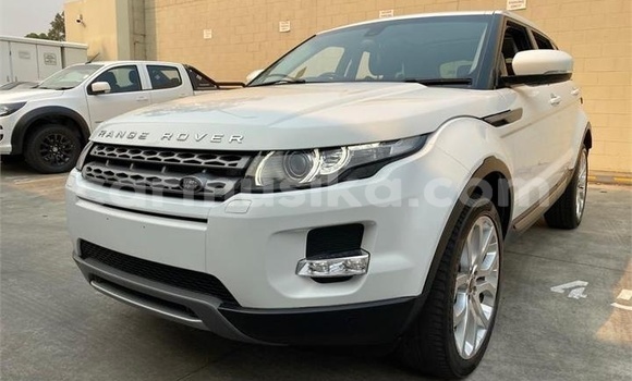 Tenga Tsaru Land Rover Range Rover Evoque Chena Mota in Harare in Harare Tenga Tsaru Land Rover Range Rover Evoque Chena Mota in Harare in Harare