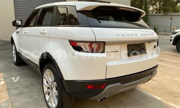 Tenga Tsaru Land Rover Range Rover Evoque Chena Mota in Harare in Harare Tenga Tsaru Land Rover Range Rover Evoque Chena Mota in Harare in Harare