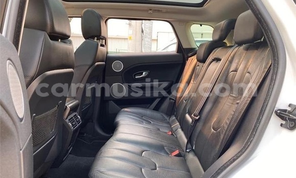 Tenga Tsaru Land Rover Range Rover Evoque Chena Mota in Harare in Harare Tenga Tsaru Land Rover Range Rover Evoque Chena Mota in Harare in Harare