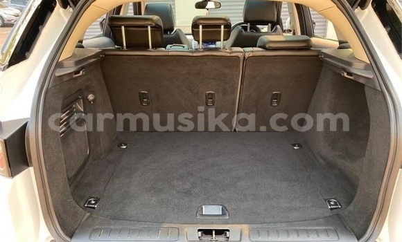 Tenga Tsaru Land Rover Range Rover Evoque Chena Mota in Harare in Harare Tenga Tsaru Land Rover Range Rover Evoque Chena Mota in Harare in Harare