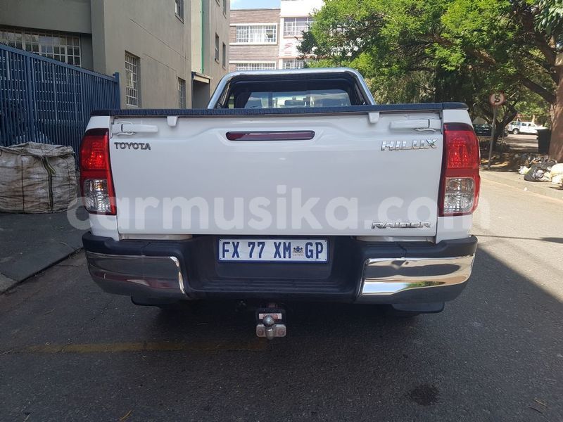 Big with watermark toyota hilux matabeleland south beitbridge 10610