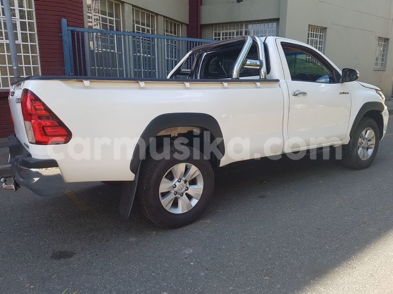 Big with watermark toyota hilux matabeleland south beitbridge 10610