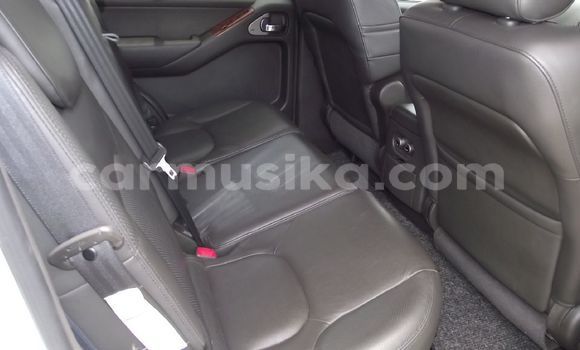 Tenga Tsaru Nissan Pathfinder Chena Mota in Beitbridge in Matabeleland South Tenga Tsaru Nissan Pathfinder Chena Mota in Beitbridge in Matabeleland South