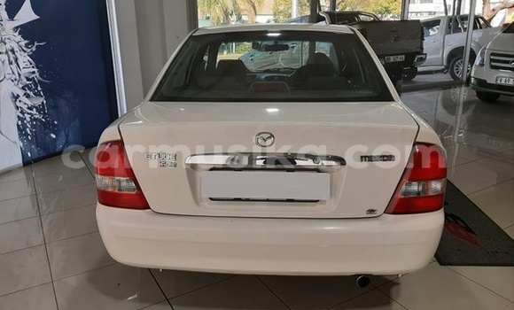 Acheter Occasion Voiture Mazda Etude Blanc à Beitbridge, Matabeleland South Acheter Occasion Voiture Mazda Etude Blanc à Beitbridge, Matabeleland South