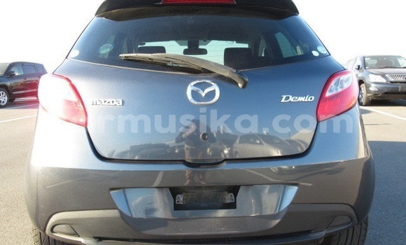 Tenga Tsaru Mazda 2 Zvimwe Mota in Beitbridge in Matabeleland South Tenga Tsaru Mazda 2 Zvimwe Mota in Beitbridge in Matabeleland South