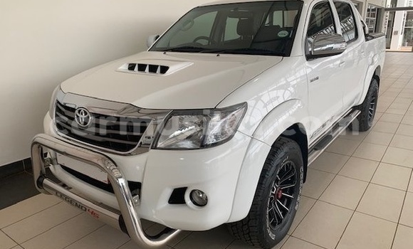 Acheter Occasion Voiture Toyota Hilux Blanc à Beitbridge, Matabeleland South Acheter Occasion Voiture Toyota Hilux Blanc à Beitbridge, Matabeleland South